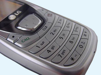 LG B2000