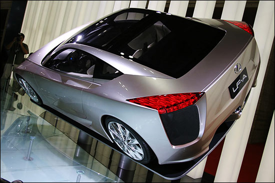 Lexus LF-A