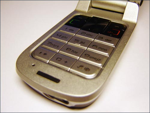 Mobil Mania: Alcatel OT-E 259