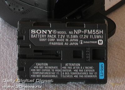 Цифровая зеркальная камера Sony DSLR-A100