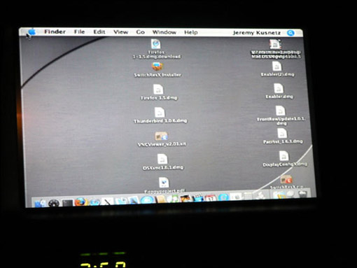 Toyota Prius + Mac mini