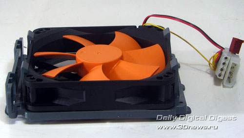 ���������� ���������� Thermaltake Swing