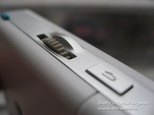 Sony Ericsson M600