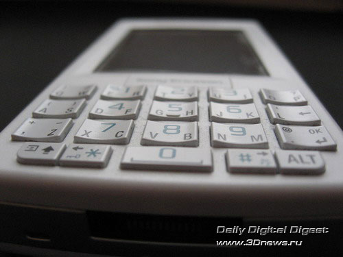 Sony Ericsson M600