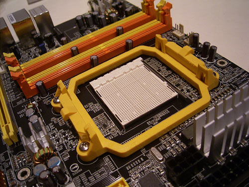 DFI LanParty NF590 SLI M2R/G