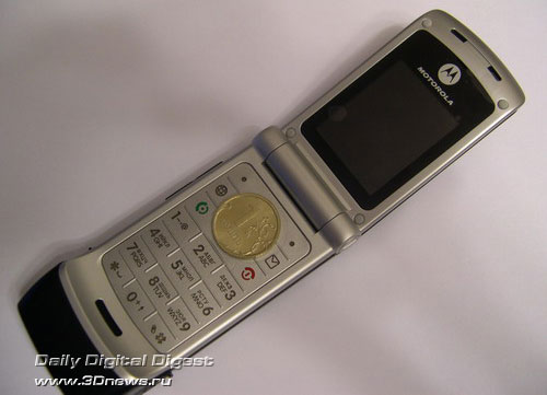 Внешний вид Motorola W375