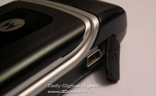 разъем для USB–кабеля Motorola W375