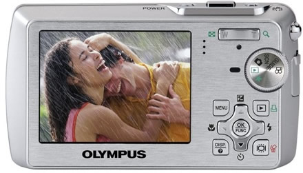 Olimpus 760 back