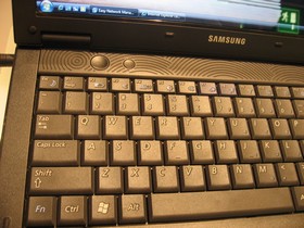 Samsung R20 