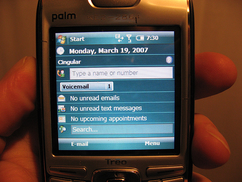 ������ ���� Palm Treo 750 �� ���� Windows Mobile 6