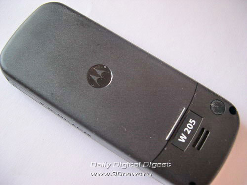 Тыльная сторона Motorola W 205