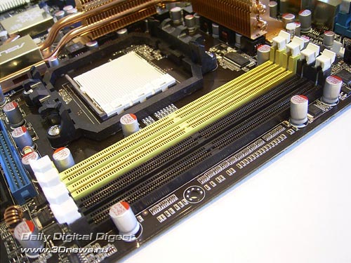 ASUS M2N32-SLI Premium