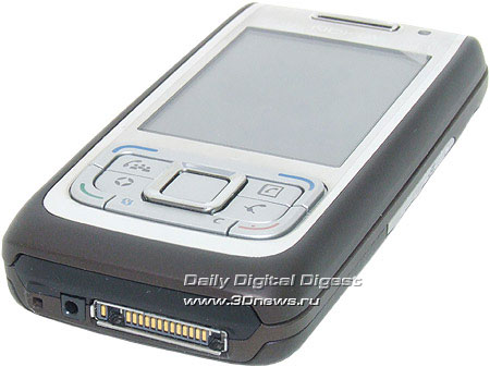 Nokia E65. Вид снизу