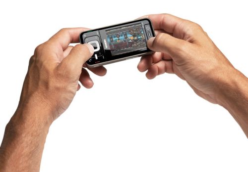 Nokia N81