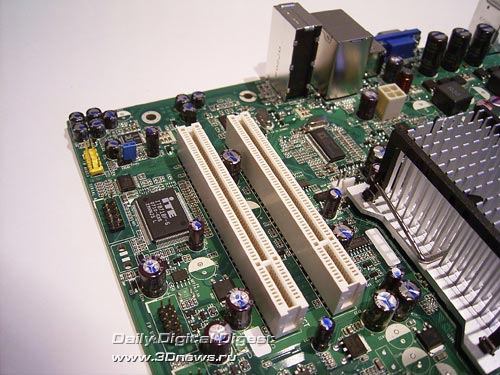pci express x16 slot. There is no PCI Express x16