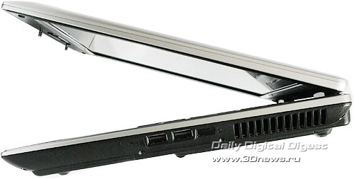 Asus A8Sr. Вид справа