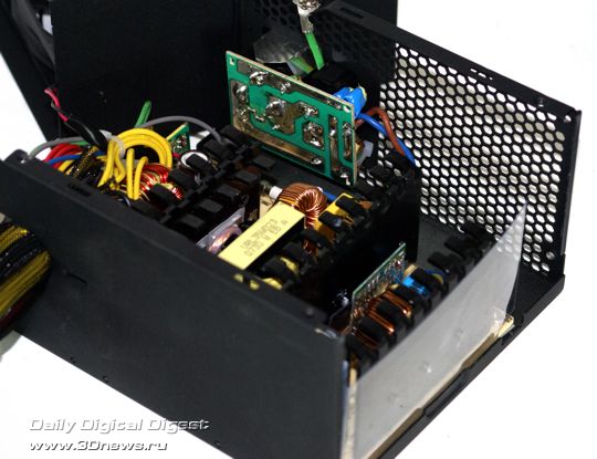 Внутри Seasonic S12II-500
