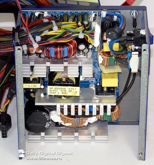 FSP Epsilon 80PLUS 450W ������