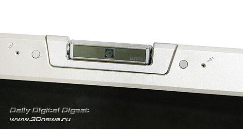ASUS C90S. Web-камера и два встроенных микрофона