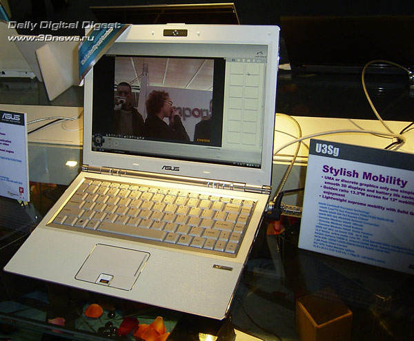 CeBIT 2008: пестрый парад ноутбуков ASUS для работы и медиа