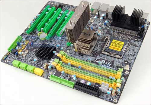 DFI LANParty LT X48-T2R