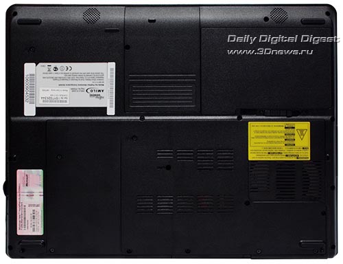 Fujitsu-SIEMENS Amilo Xi2428. Вид снизу.