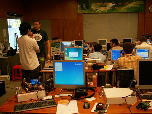 it-crowd.jpg