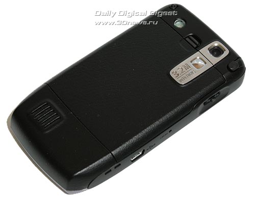 Mio DigiWalker A702. Вид сзади.