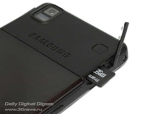 Giorgio Armani Samsung SGH P520 . Вид сзади