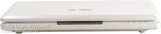 ASUS Eee PC 900 вид спереди