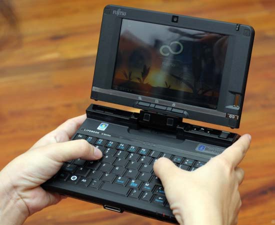 Fujitsu Lifebook U2010 6