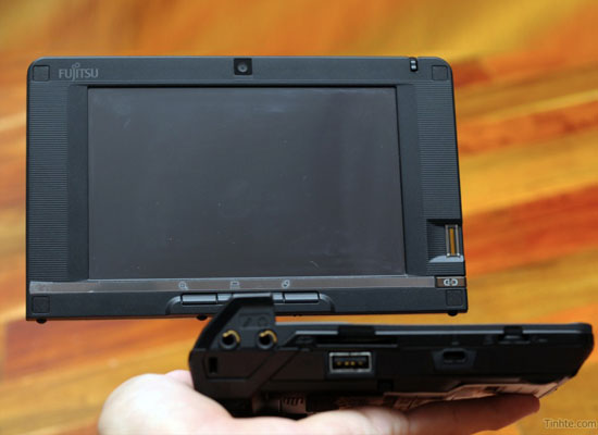 Fujitsu Lifebook U2010 2