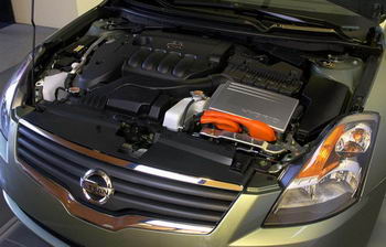 гибрид Nissan Altima
