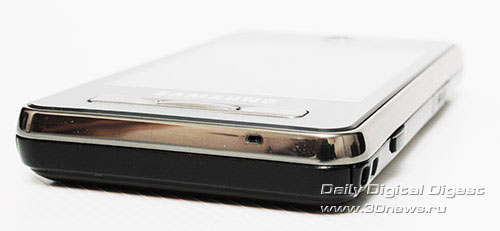 Samsung F480 Touchwith. Вид снизу