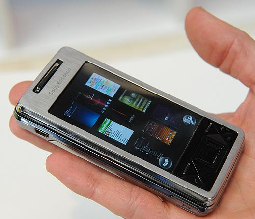 Sony Ericsson XPERIA X1 дебютирует на рынке