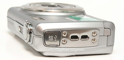 Fujifilm FinePix F100fd. Вид справа