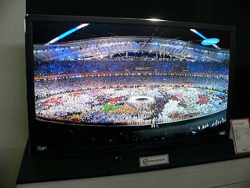 40-дюймовая OLED-п<!--