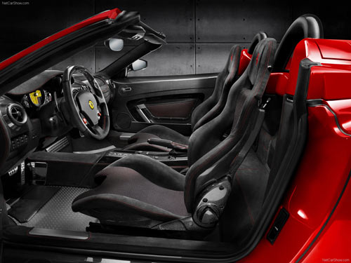 Ferrari Scuderia Spider 16M 3