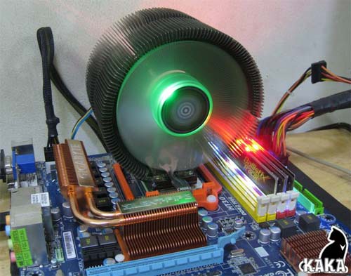 Gigabyte GA-MA790GP-DS4H