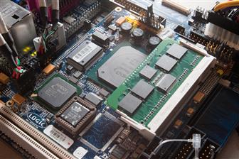 AMD Geode + DDR2