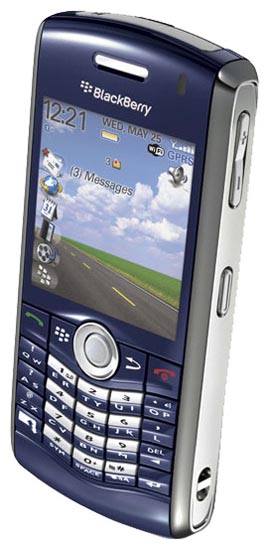 09_BlackBerry_8110.jpg