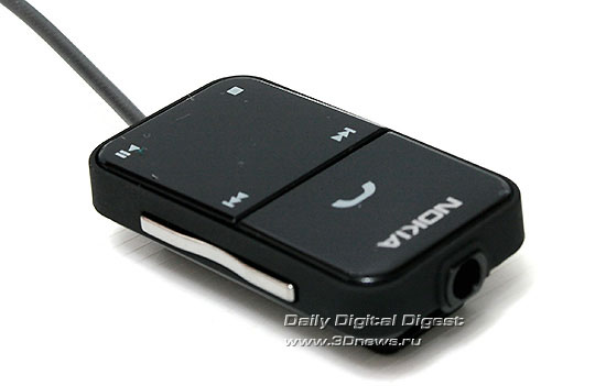 Nokia 5800 XpressMusic. Проводной пульт ДУ/блок гарнитуры