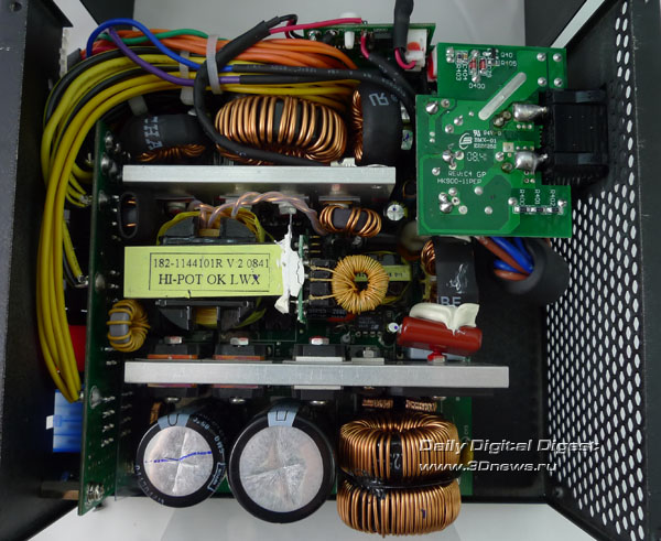 Huntkey 800W Cable Master X7 800