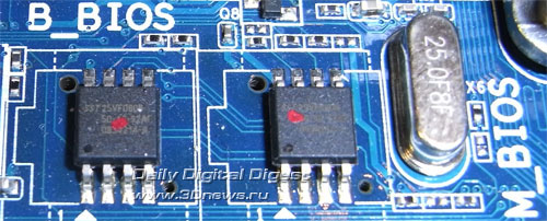 Gigabyte MA790FXT-UD5P DualBIOS