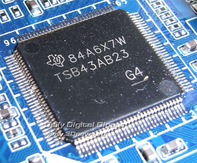 Gigabyte MA790FXT-UD5P FireWire