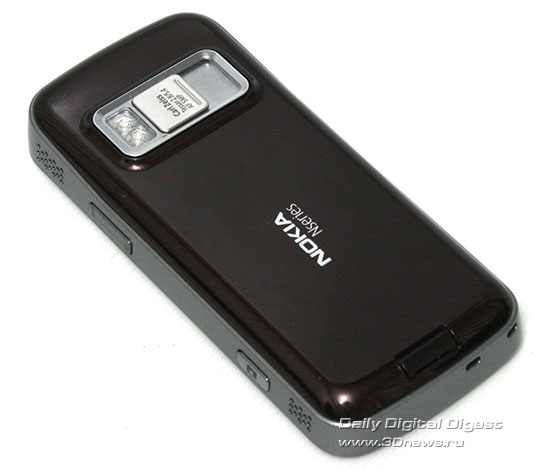 Nokia N79. Вид сзади