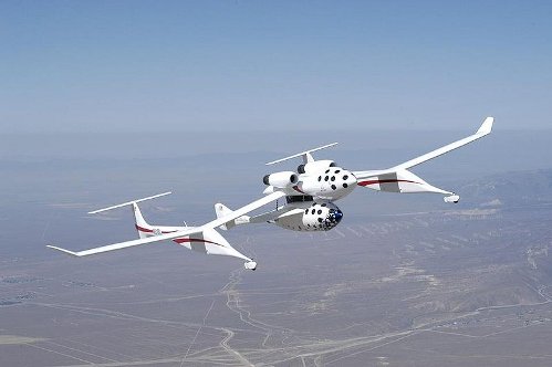 SpaceshipOne и носитель WhiteKnight