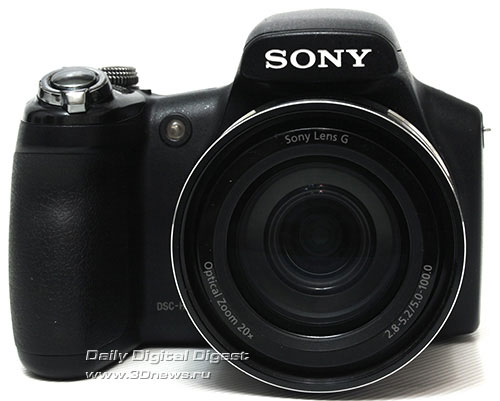 Sony CyberShot HX1. Вид спереди