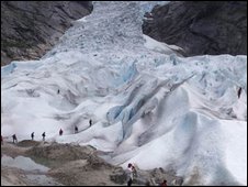 Ледник Бриксдалсбрин в 2001 году