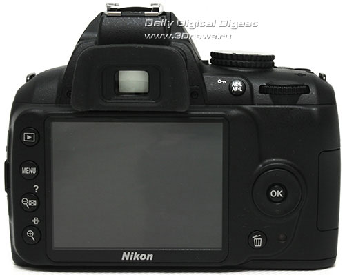 Nikon D3000. Вид сзади